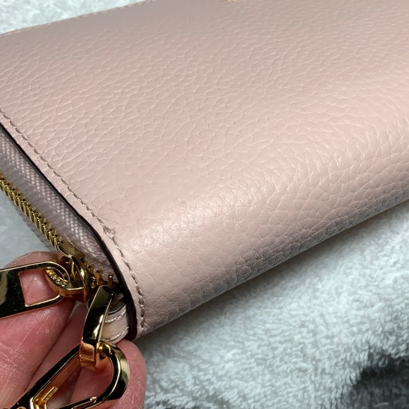 Michael Kors Jet Set Travel Large Pebbled Leather Wristlet - Picture 8 of 16